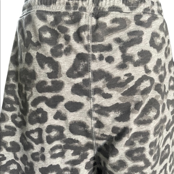 Lucky Brand Shorts - Picture 6 of 10